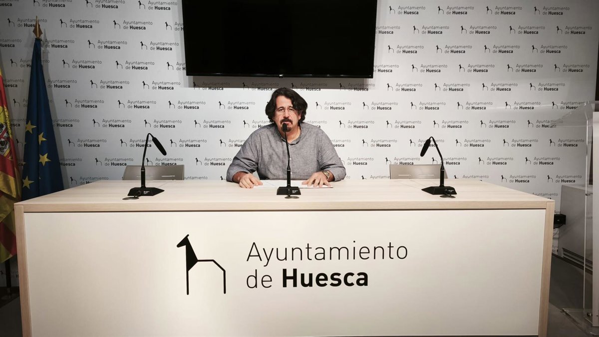 Vox Huesca apporte à la séance plénière municipale la défense de la priorité nationale en matière de logement, d'aide et de services publics