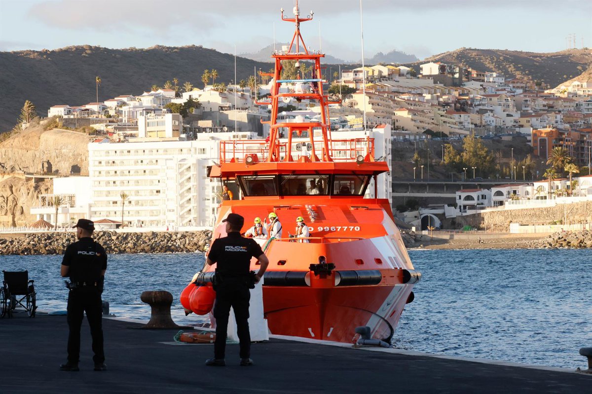 Les arrivées irrégulières de migrants en Espagne diminuent de 35%, à 10.224 personnes, mais augmentent de 210% à Ceuta et Melilla