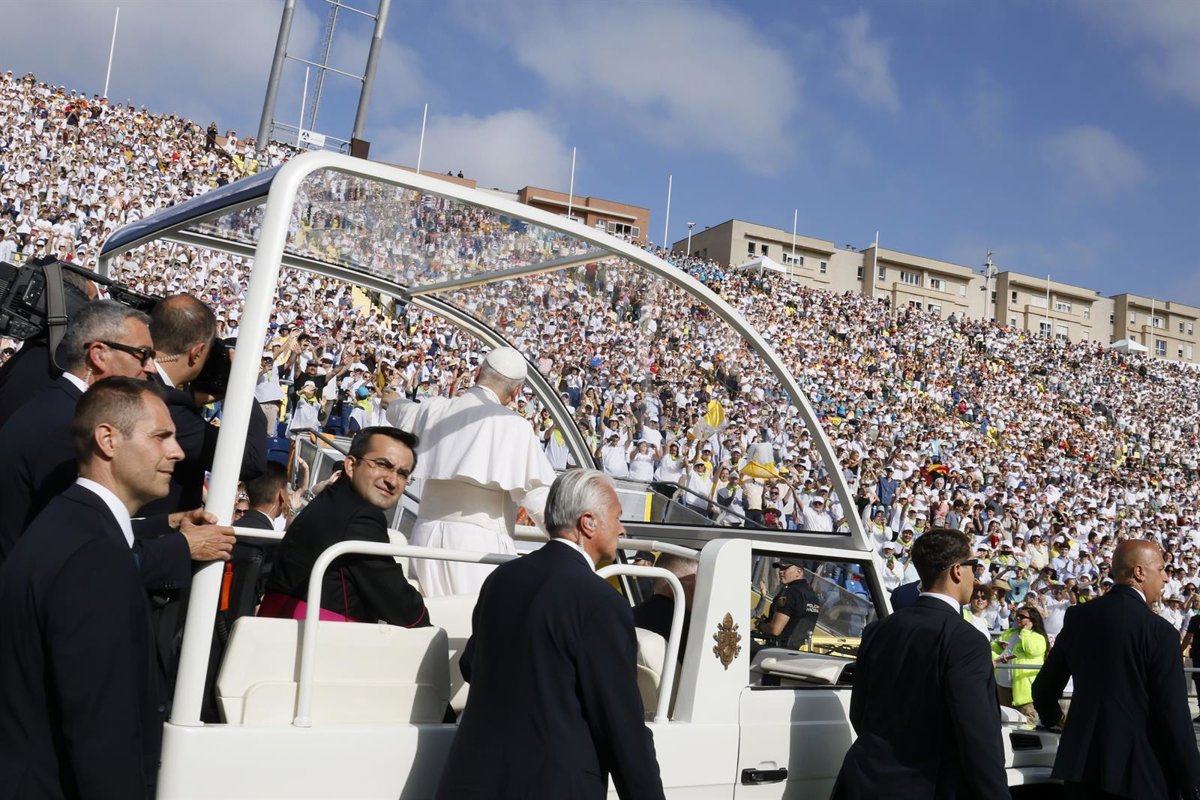Sixième jour en Espagne : resignifiez la jetée de la honte à Gran Canaria et célébrez une messe devant 41 000 fidèles