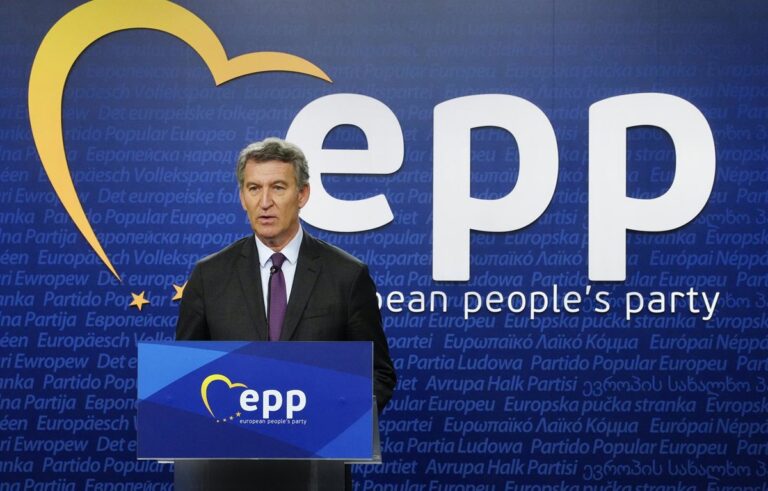 Feijóo prévient que l'Espagne est « en retard » dans le Pacte sur les migrations et affirme que c'est le pays qui inquiète le plus l'UE