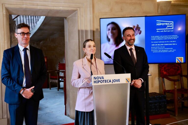 Prohens affirme que les services publics « ne peuvent pas assumer » la régularisation sans l'intervention du gouvernement central