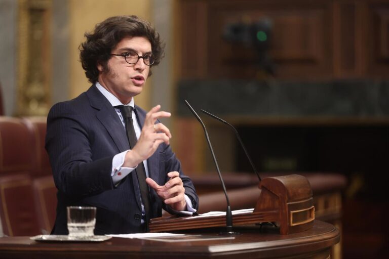 Figaredo sur le « doute » de la Cour suprême sur la régularisation : « De nombreux partisans non-Vox crient »