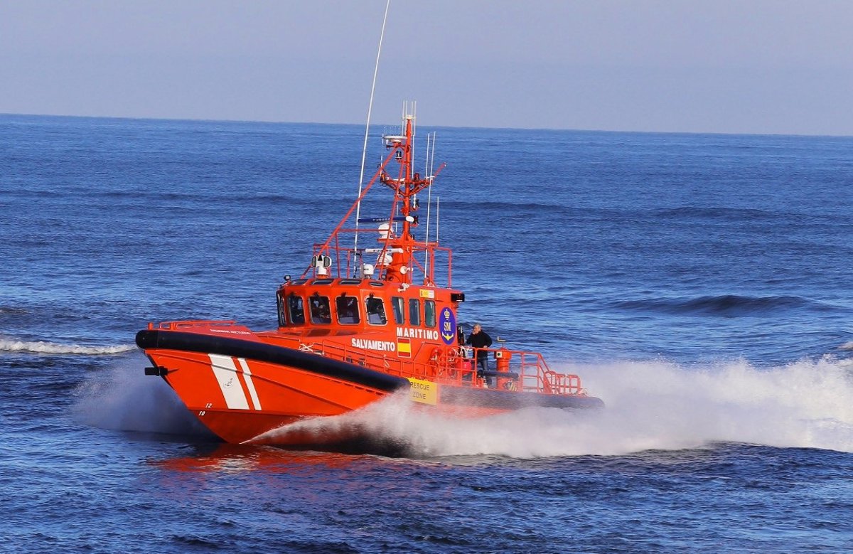 Deux migrants portés disparus après avoir sauté à la mer depuis un bateau et 16 personnes secourues à Formentera