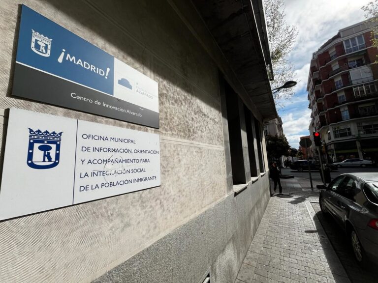 Le Forum pour l'intégration des immigrés prévient que les « obstacles » à l'enregistrement favorisent les mafias