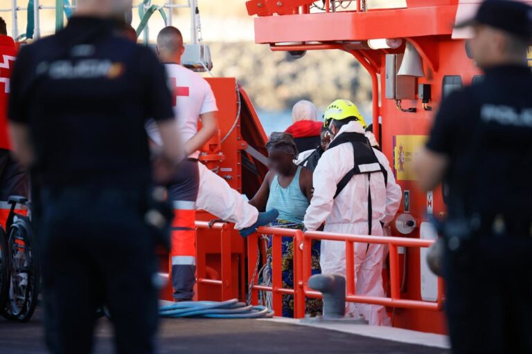 Deux morts, trois hospitalisés et plusieurs disparus dans un bateau naufragé au sud-est de Cabrera