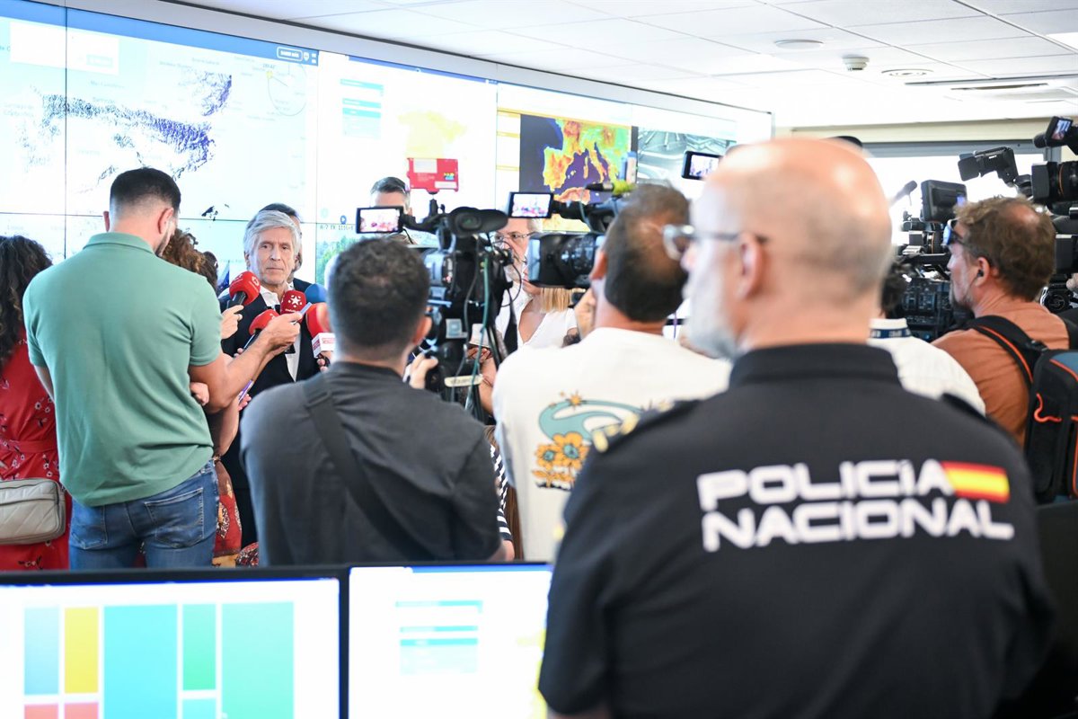 Marlaska ordonne de demander l'expulsion judiciaire immédiate des migrants qui commettent des crimes à Ceuta