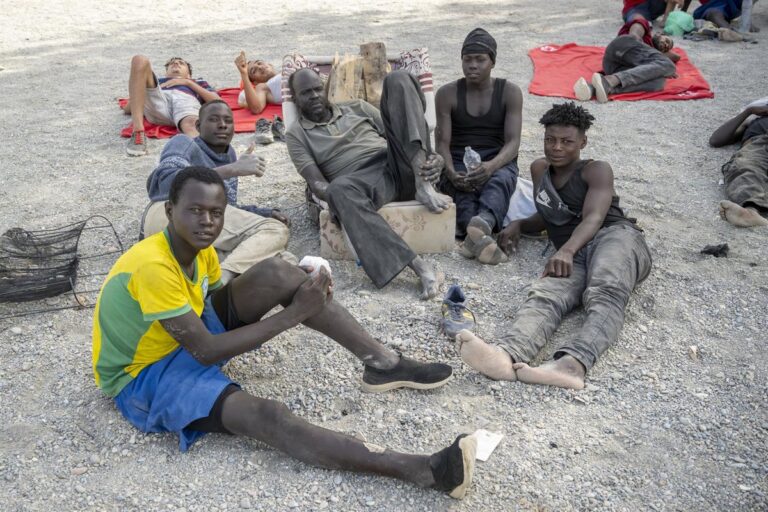 La Santé insiste sur le fait qu'« il n'y a pas de situation d'effondrement sanitaire » à Ceuta, même si elle reconnaît une « tension importante »