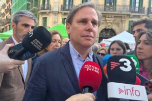 Vox critique « l'avancée de l'islamisme et de l'immigration de masse » dans son hommage aux victimes du 17A
