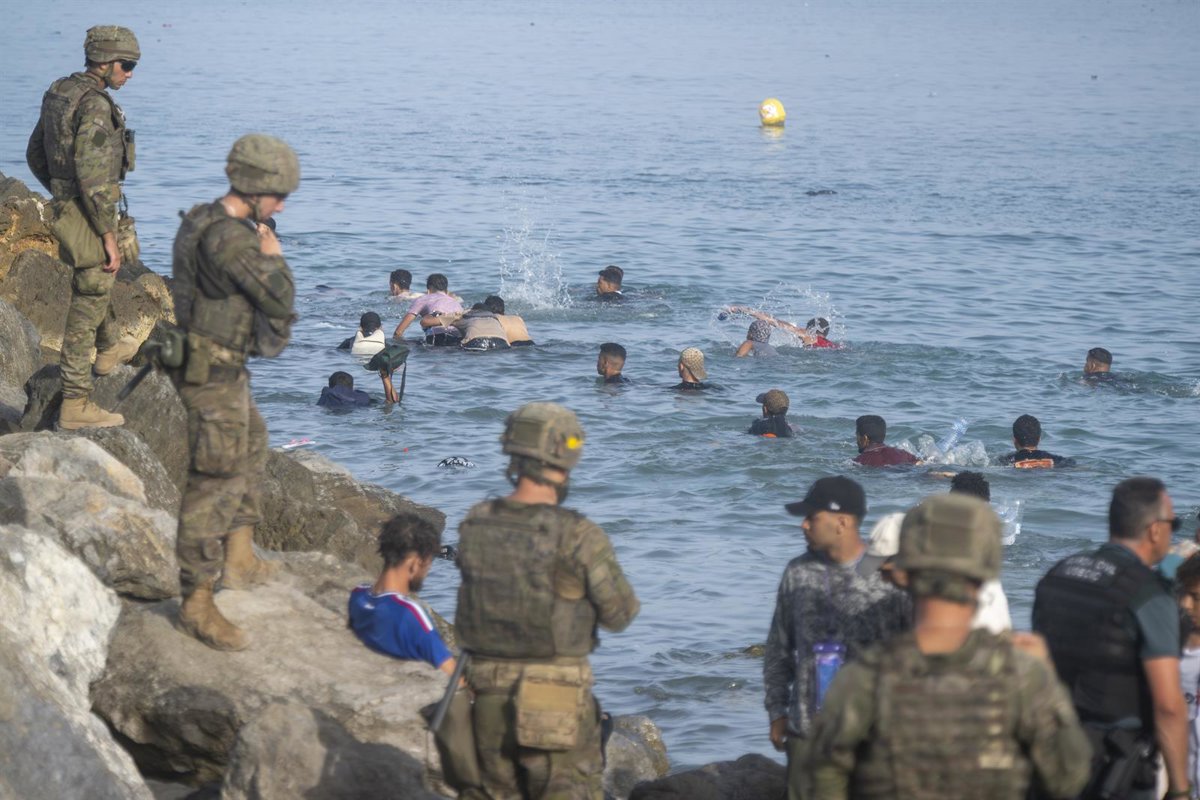 La Défense estime que 24 militaires ont été infectés par la gale à Ceuta, mais les sépare des contacts avec les immigrés