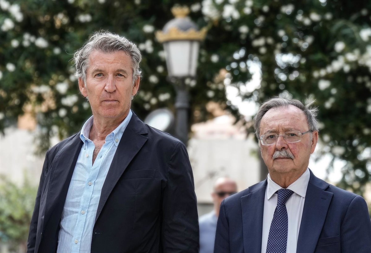 Feijóo appelle à un commandement unique à Ceuta, au retour ou à l'expulsion des migrants et à la "réciprocité" dans les relations avec le Maroc