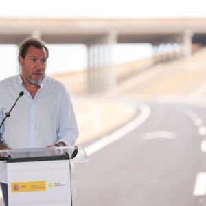 Puente affirme que la décision d'un confinement appartient à Ceuta et cela devrait être dit par les techniciens, qui le déconseillent