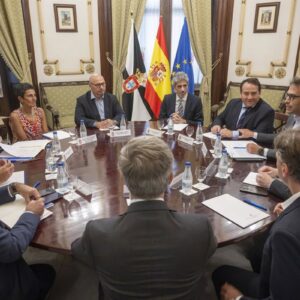 Le Corps annonce des « mesures de choc » à Ceuta pour renforcer la sécurité, gérer les retours et revitaliser l'économie