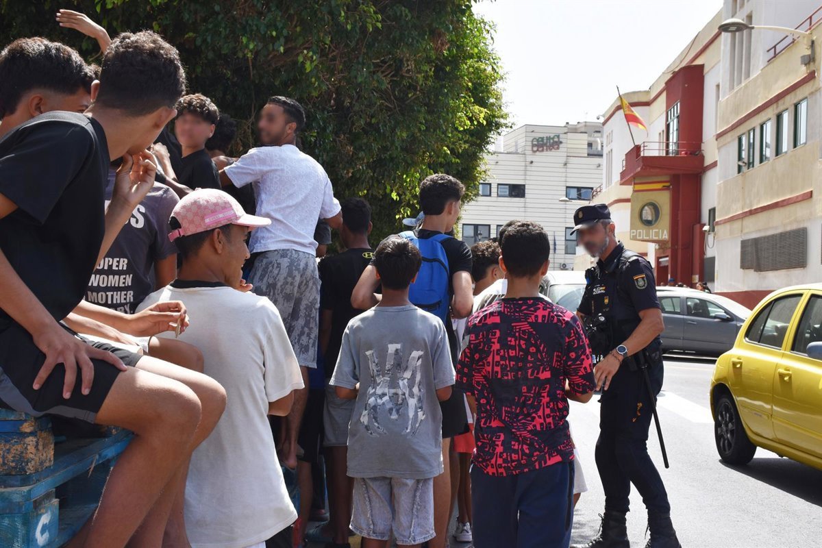 L'Andalousie "participera" ce jeudi à la Conférence des enfants qui abordera la prise en charge des mineurs migrants à Ceuta