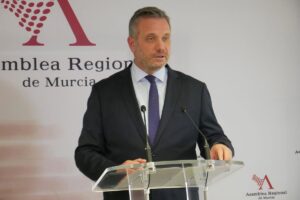 Segado (PPRM) accuse Lucas de « dissimuler son incapacité » face à l'immigration irrégulière