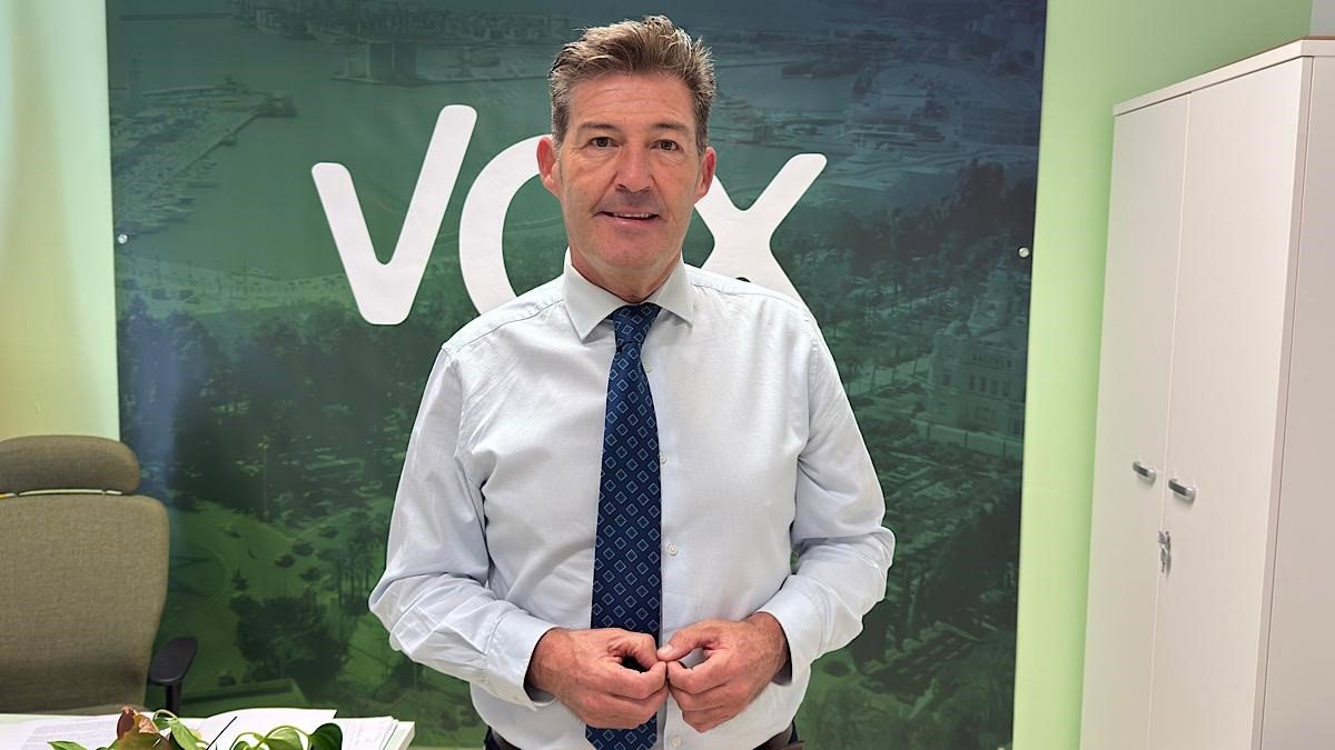 Vox critique l'attitude de De la Torre à Ceuta : "Ici, il était favorable à la régularisation massive des clandestins"