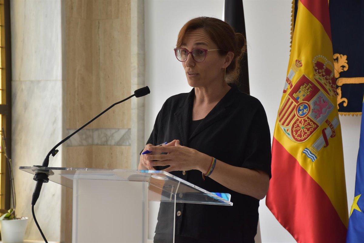 Mónica García soutient la Croix-Rouge face aux manifestations à Ceuta : « Elle fait un travail spectaculaire »