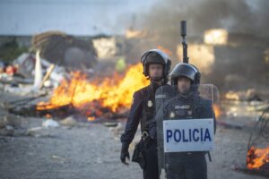 Une ONG demande à protéger les migrants préoccupés par la « dérive violente » à Ceuta