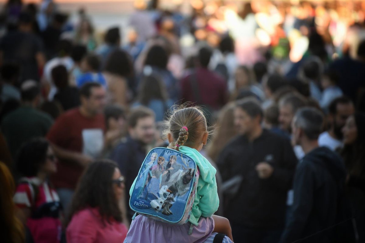 Parents et jeunes de Ceuta prédisent l'absentéisme scolaire et les déplacements en voiture à la rentrée : "Il n'y a pas de confiance"