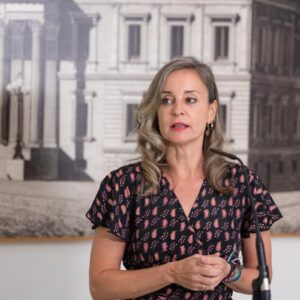 Sumar fait pression sur le PSOE pour qu'il transfère les migrants de Ceuta vers la péninsule et accuse PP et Vox de « faire preuve de haine »