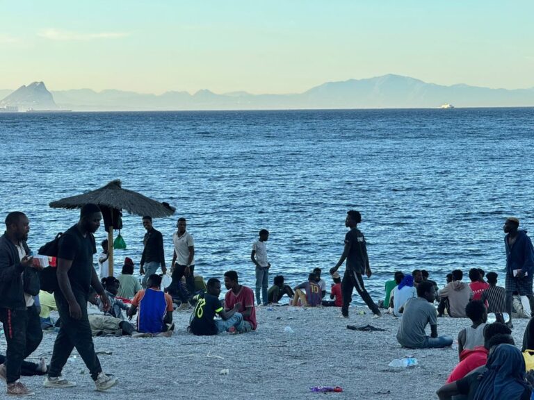 Le CESM exhorte Mónica García à se rendre à Ceuta et à s'impliquer dans une situation sanitaire « critique » qui « n'est pas nouvelle »