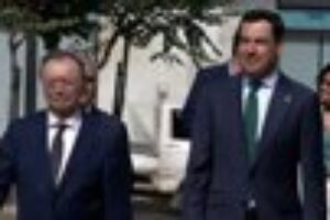 Moreno s'engage à promouvoir Ceuta tandis que le gouvernement renforce les ressources d'accueil