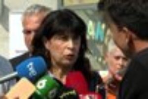 Redondo nie que les mineurs « errent » à Ceuta et souligne son inquiétude pour leur protection