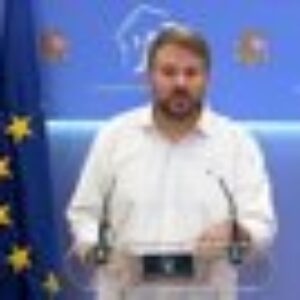 Sumar accuse le PSOE de « syndrome de Stockholm » avec Mohamed VI et estime que Sánchez « arrive en retard »