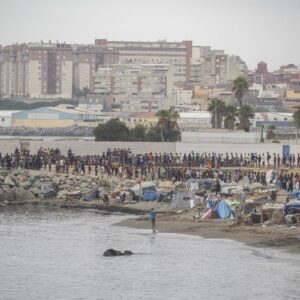 Les arrivées irrégulières de migrants à Ceuta augmentent de 102% par rapport à 2025, sans tenir compte de l'entrée massive de juillet