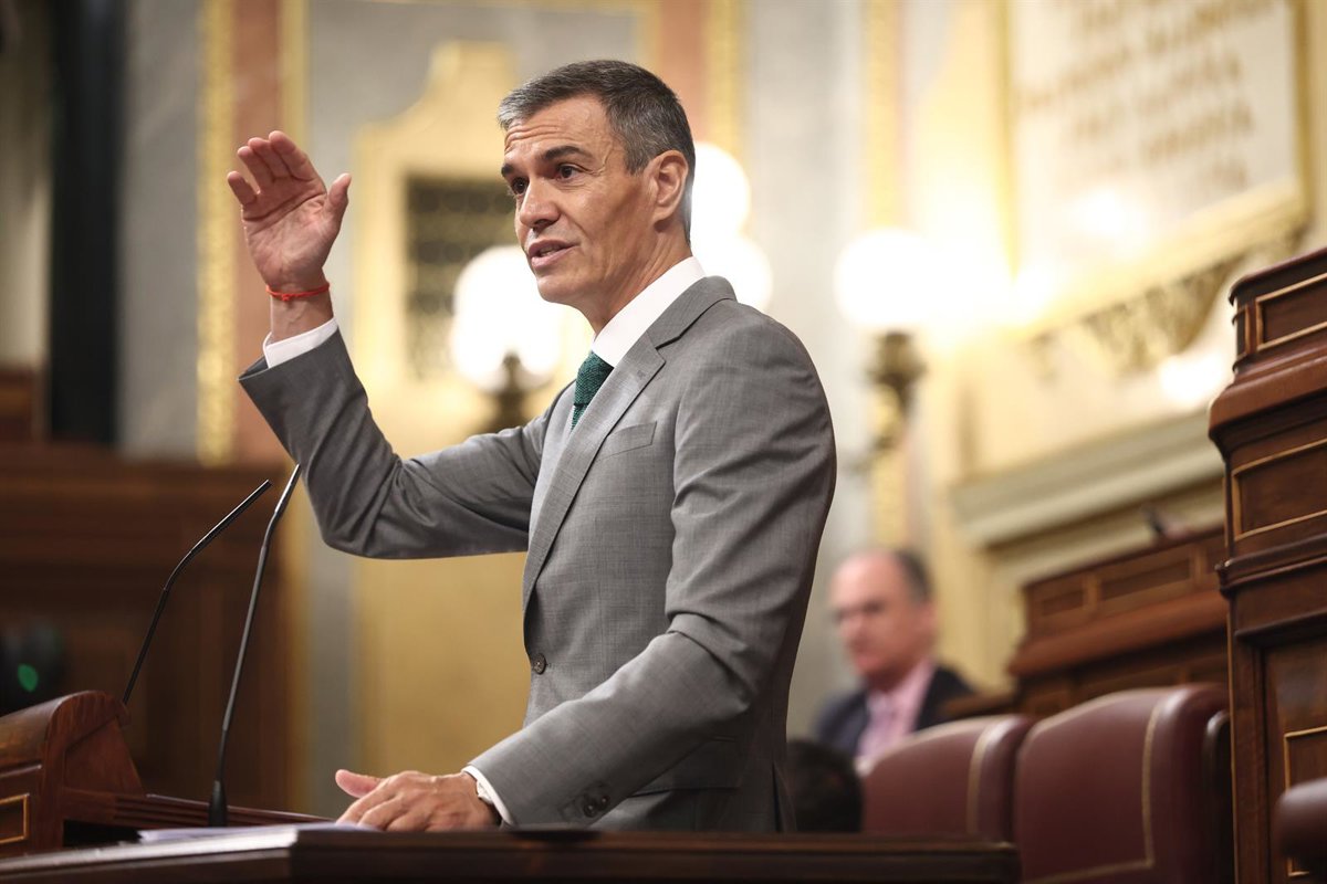 Sánchez promet à Ceuta 100 millions d'aide supplémentaire, un traitement spécial dans l'UE et la visite du roi "dans les prochaines semaines"
