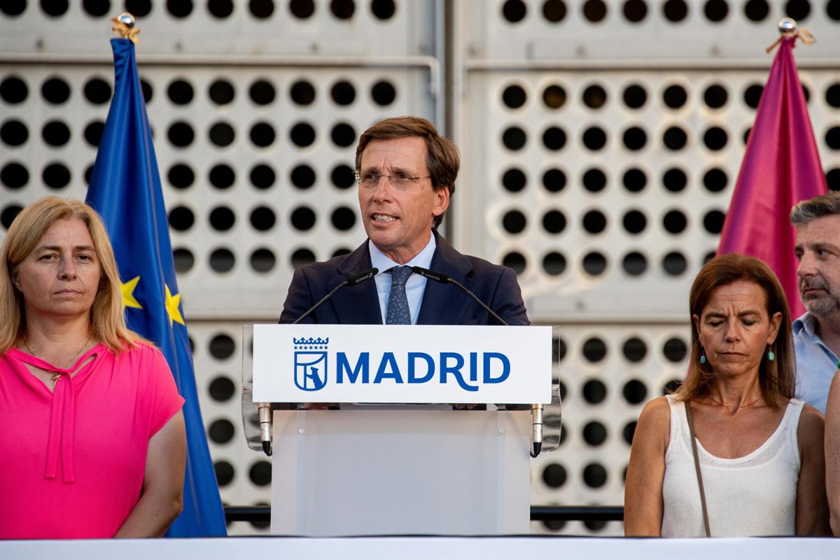 Almeida ironise sur les chiffres fournis par la Délégation à Cibeles : "Ils ne savent pas compter les immigrés, mais ils savent compter les manifestants"