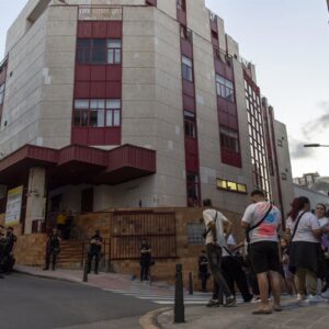 Le tribunal de Ceuta ouvre une procédure pour prétendue distribution d'objets et admet la plainte de Hazte Oír contre le délégué