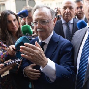 Vivas affirme que le Maroc « est derrière le coup d'Etat » et exige que Sánchez fixe « une date de retour à la normale » à Ceuta