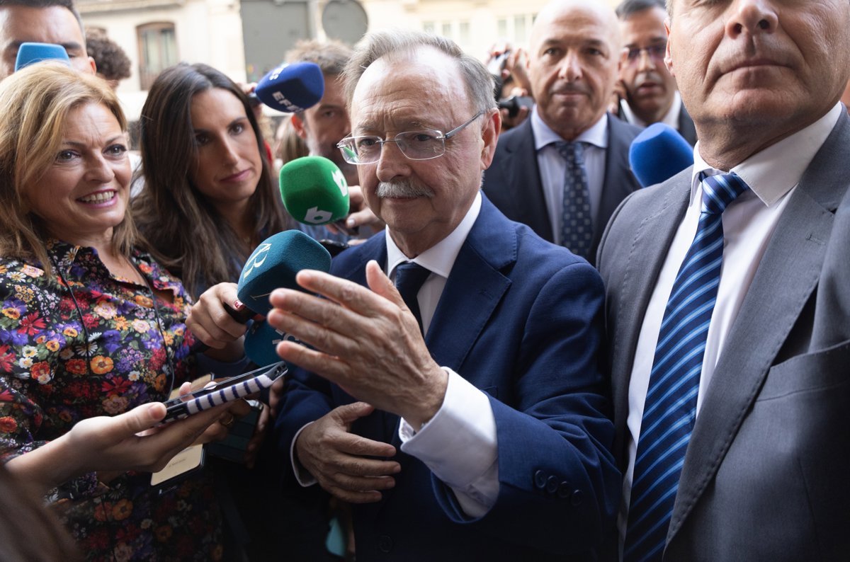 Vivas affirme que le Maroc "est derrière le coup d'Etat" et exige que Sánchez fixe "une date de retour à la normale" à Ceuta