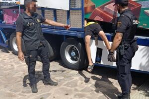 L'opération Feriante localise à Melilla une trentaine de migrants qui tentaient de voyager cachés vers la péninsule