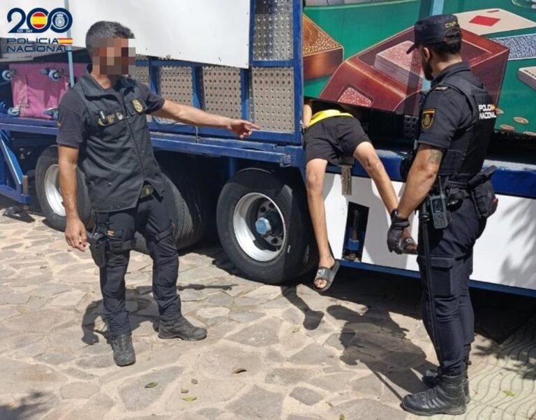 L'opération Feriante localise à Melilla une trentaine de migrants qui tentaient de voyager cachés vers la péninsule