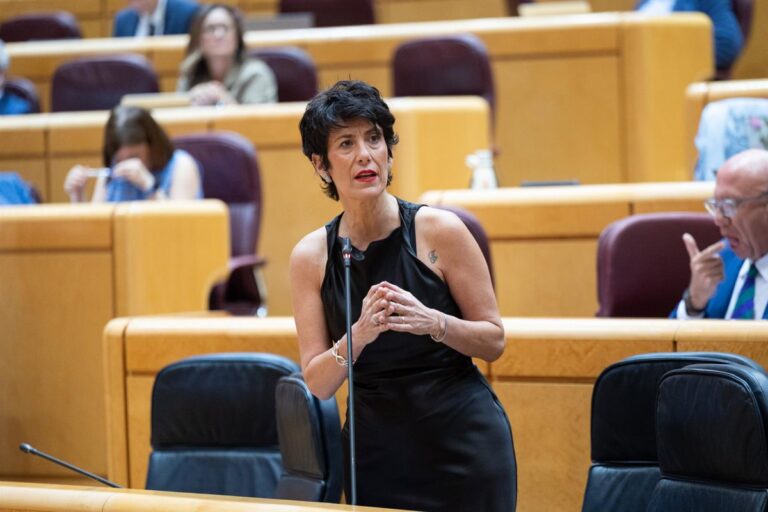Le PP déshonore Saiz car « il n'a pas été à la hauteur » à Ceuta et Saiz les accuse de « se moquer de la mort des enfants en mer »