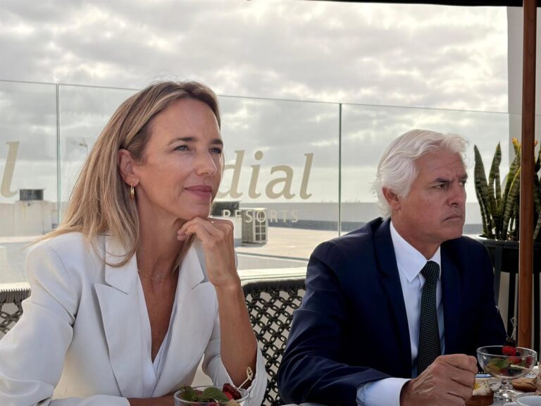 Álvarez de Toledo (PP) déclare que la politique migratoire européenne est une « calamité » et coupable de la montée de l'extrémisme