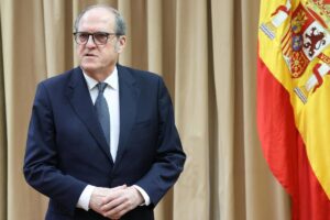 Sumar demande au Médiateur d'agir face au refus des communautés PP d'accueillir des mineurs migrants de Ceuta