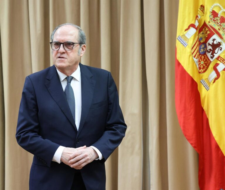 Sumar demande au Médiateur d'agir face au refus des communautés PP d'accueillir des mineurs migrants de Ceuta