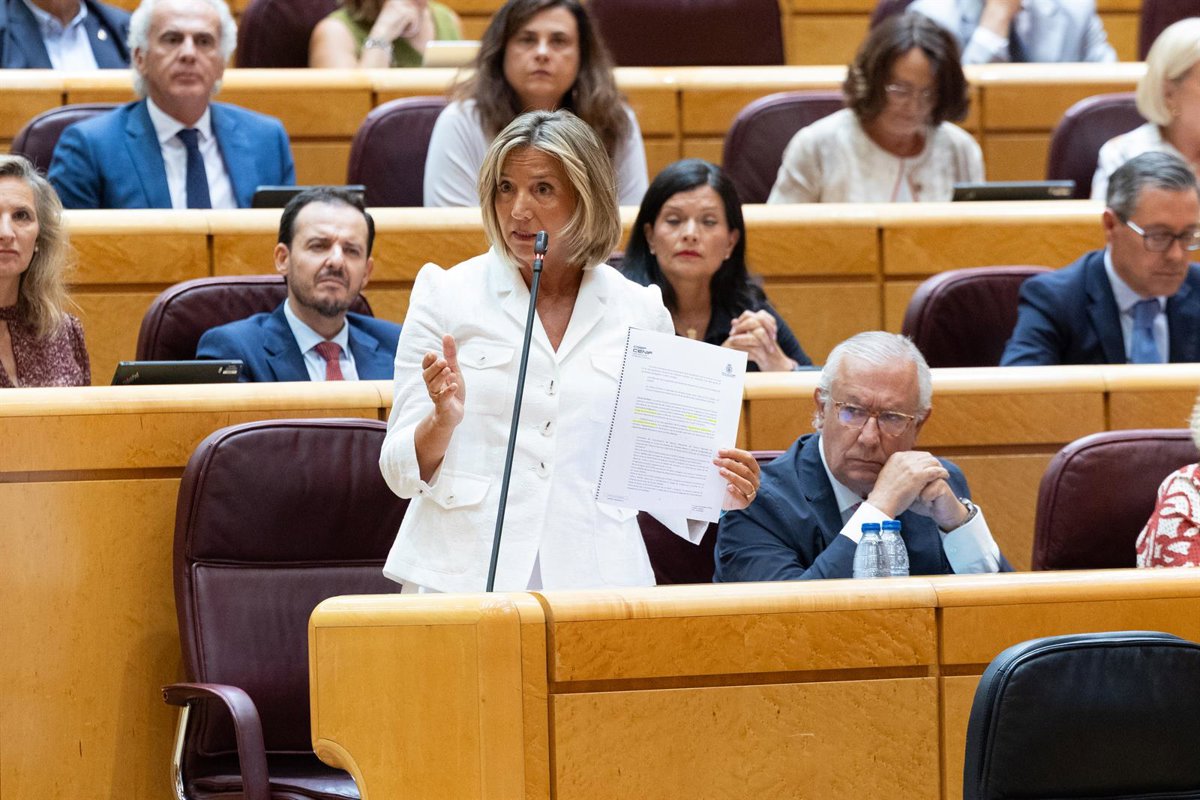 Le PP se lance contre la ministre Elma Saiz et demande combien d'irréguliers de Ceuta il y a au CETI et combien à l'extérieur