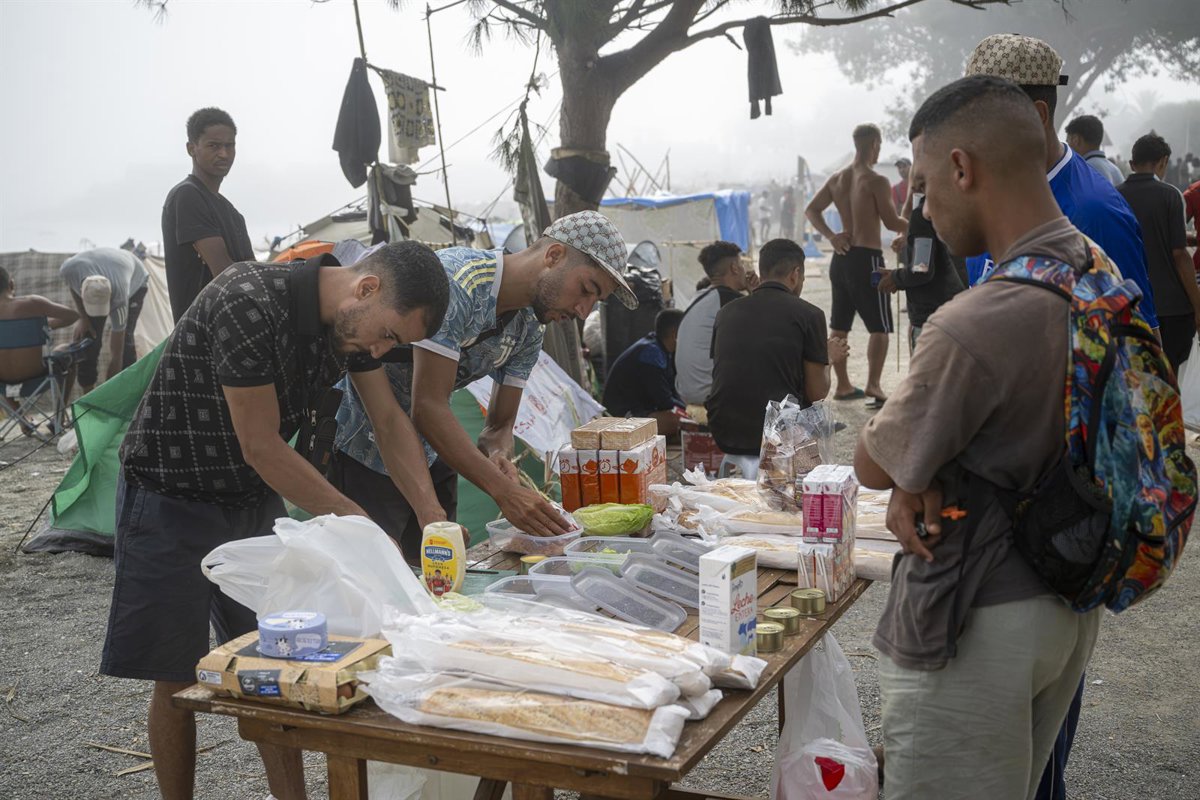 Ceuta demande à la Transition écologique des "mesures urgentes" contre l'impact environnemental des installations de migrants