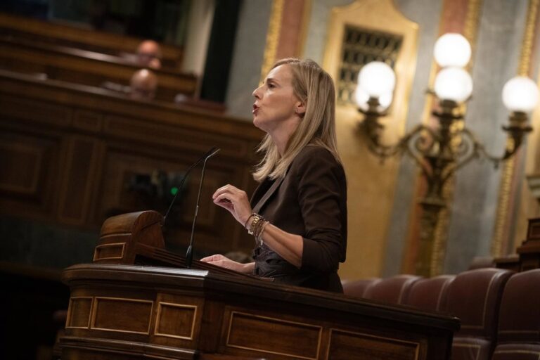 PP et Vox exigent le respect de l'accord avec le Maroc sur le retour des mineurs et le PSOE prévient : « Ce n'est pas un guichet unique »