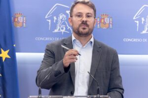 Ibáñez (Compromís) qualifie la décision de l'AN sur le camp de Ceuta de « coup d'État » et appelle à son abolition