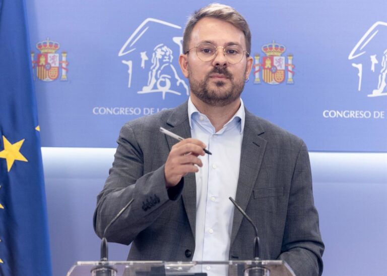Ibáñez (Compromís) qualifie la décision de l'AN sur le camp de Ceuta de « coup d'État » et appelle à son abolition