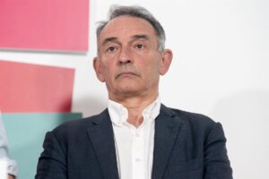 Sumar prévient le PSOE qu'il s'opposera à la réforme de la loi sur l'immigration pour restreindre les droits