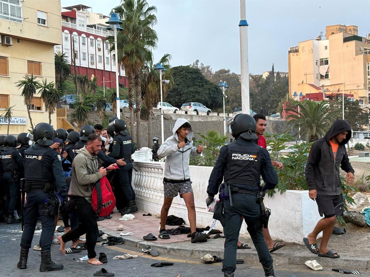 Le Tribunal National admet le recours du SUP contre le dispositif pour migrants dans le port de Ceuta