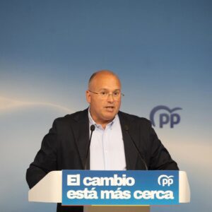 Tellado (PP) qualifie Sánchez d' »indécent » et de « lâche » et l'accuse de « déloyauté » envers Ceuta et son président