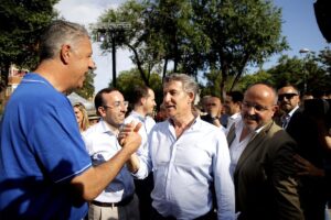Feijóo soutient le PP catalan à Badalona aux côtés d'Albiol, fief du parti contre l'immigration irrégulière