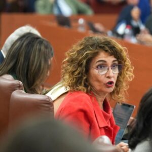 Montero reproche à Moreno de ne pas accueillir davantage de mineurs migrants « bien que les centres andalous soient à 60% de leur capacité »