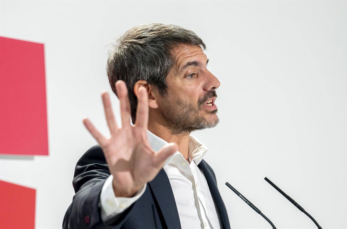 Sumar exige que Feijóo condamne l'attaque contre le député de Ceuta et s'éloigne de la position ultra contre les migrants